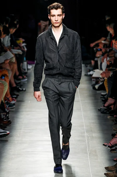 Look 29
